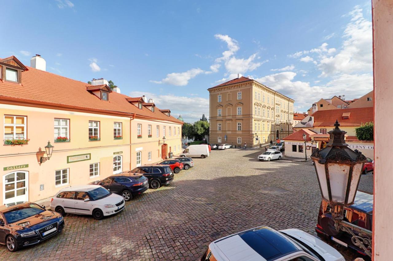 Prague Aparts By The Bridge Apartment Bagian luar foto